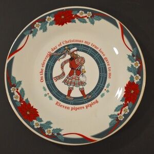 Vintage Tienshan DECK THE HALLS Salad plate 7.5" Eleven Pipers Piping Christmas